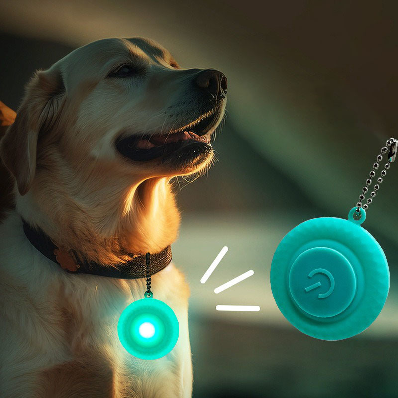 Clip On LED Flashing Dog Tag Silicone Light Up Dog Collar Tag Green